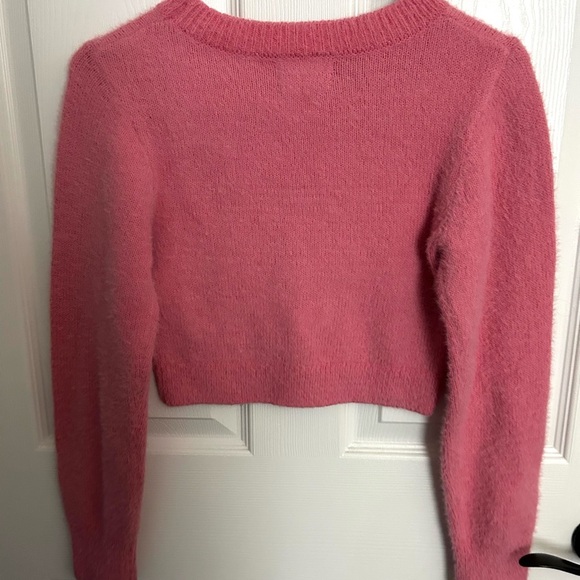 Urban Outfitters Cozy Soft Pink Cropped Sweater M - Picture 2 of 3